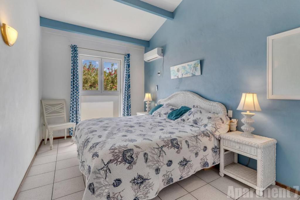 קרלנדיק Bonaire Oceanfront Apartments מראה חיצוני תמונה